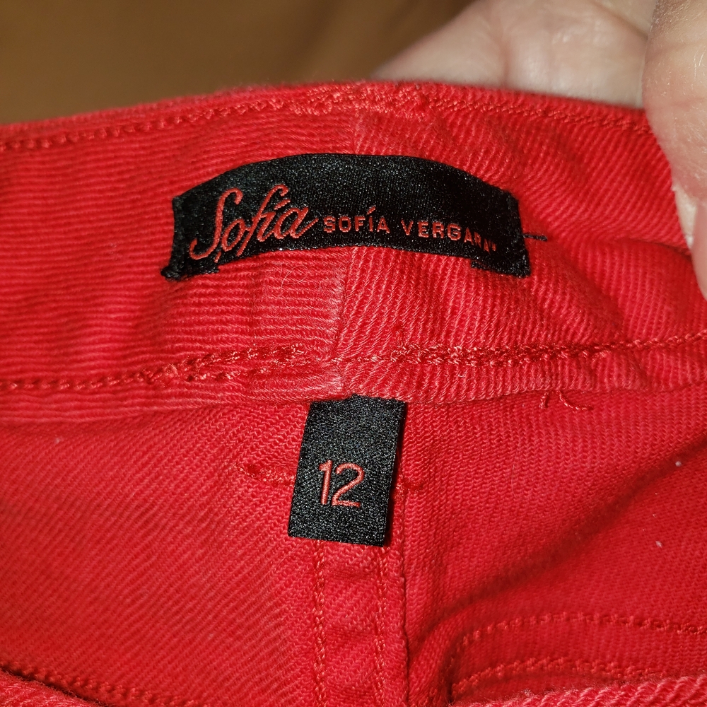 Sofia by Sofia Vergara Red Denim Jeans - 12 - Picture 2 of 5